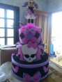 /album/bolos-cenograficos-eva/bolo-fake-monsterhigh-decora%c3%a7%c3%a3o-proven%c3%a7al-venda-aluguel-bolo-eva-bolo-cenografico-eva-gloriah-eventos-leidiane-alves-jpg/